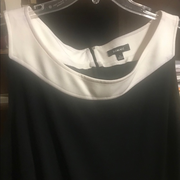 Dress - Picture 3 of 4